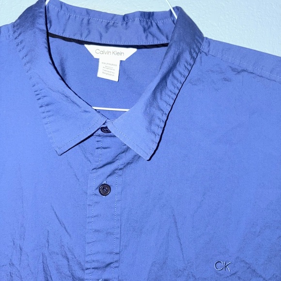 Calvin Klein Men's Deep Blue Button Down Shirt - Picture 2 of 2
